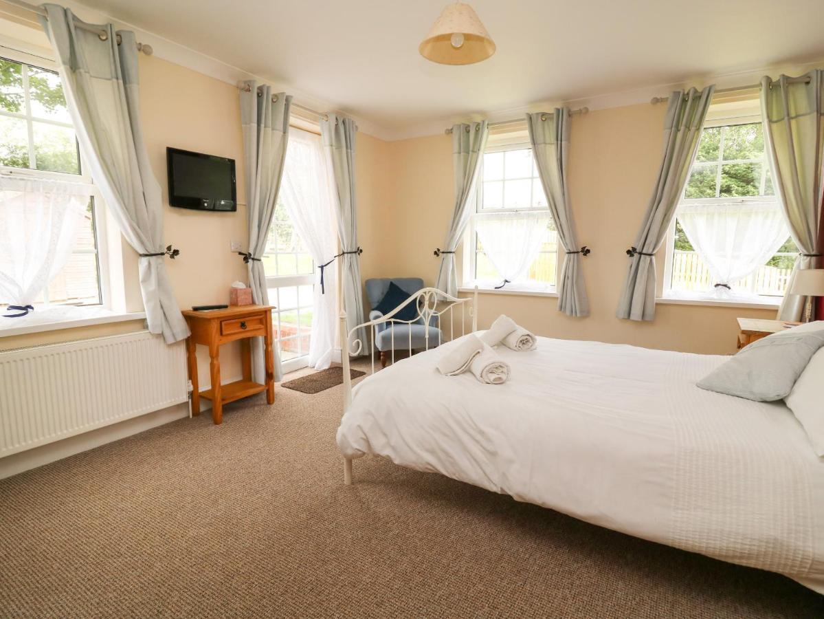 Woodhill Villa Bentley  Buitenkant foto