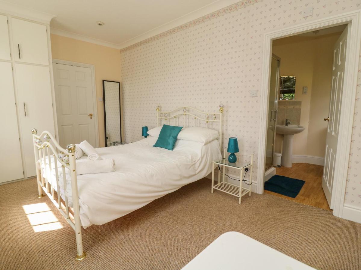Woodhill Villa Bentley  Buitenkant foto